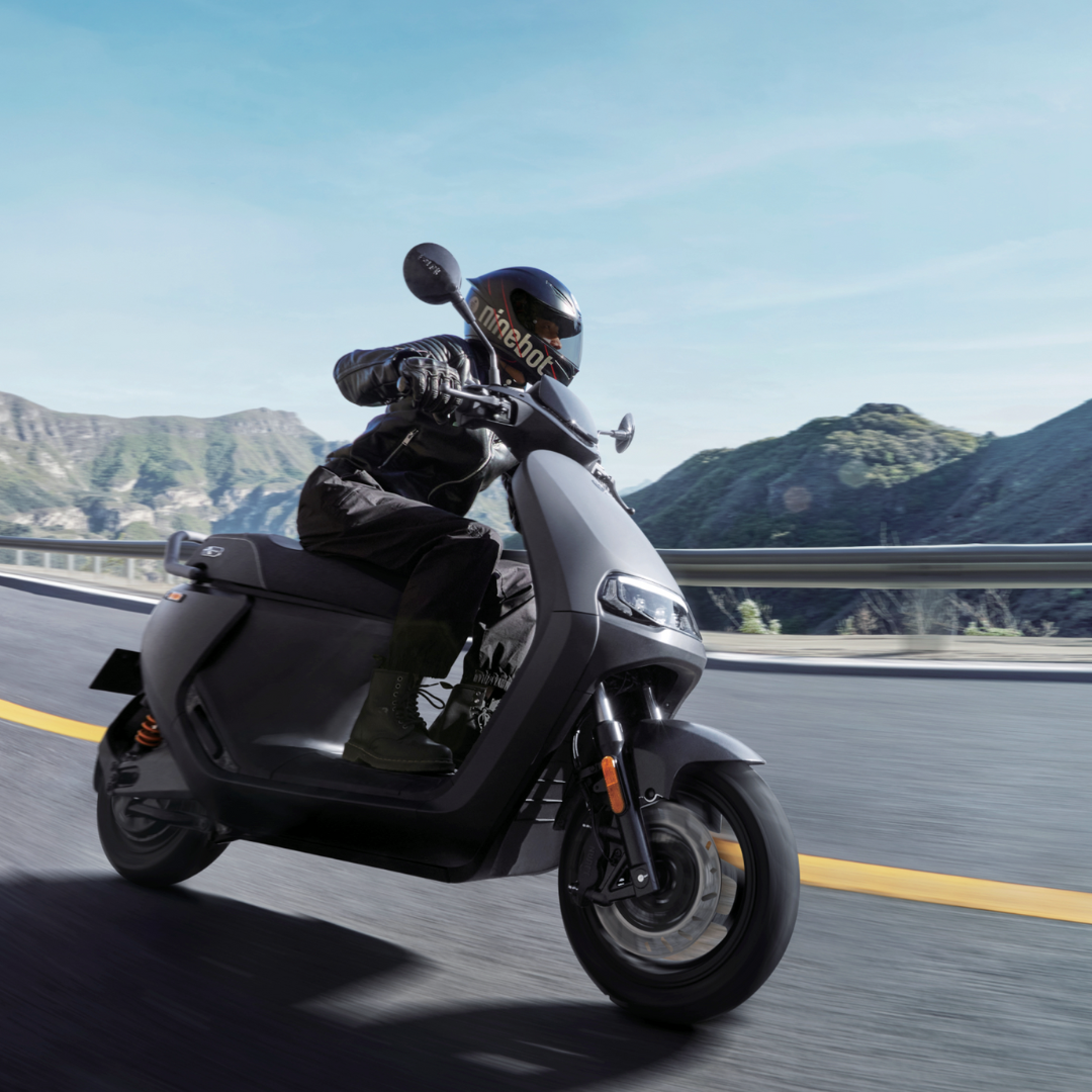 iFinance: Rides over $8,999