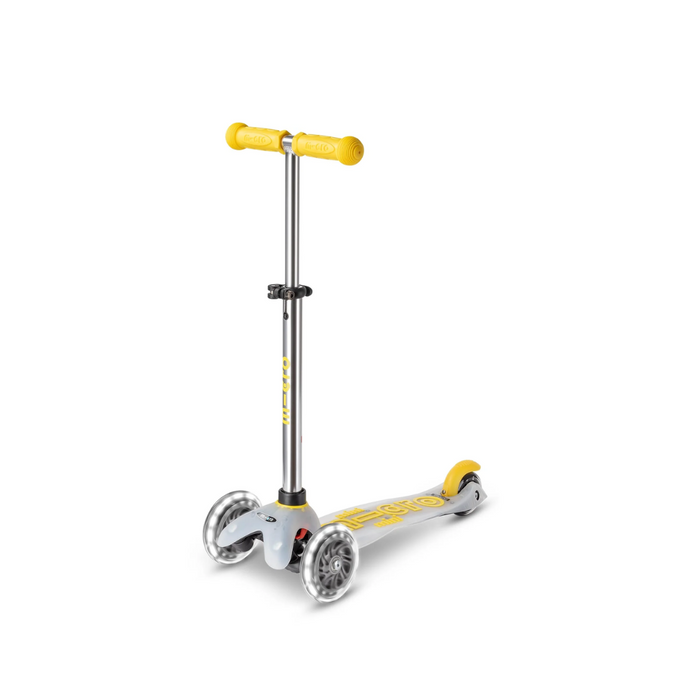 Mini Micro Deluxe Flux LED 3 Wheel Scooter