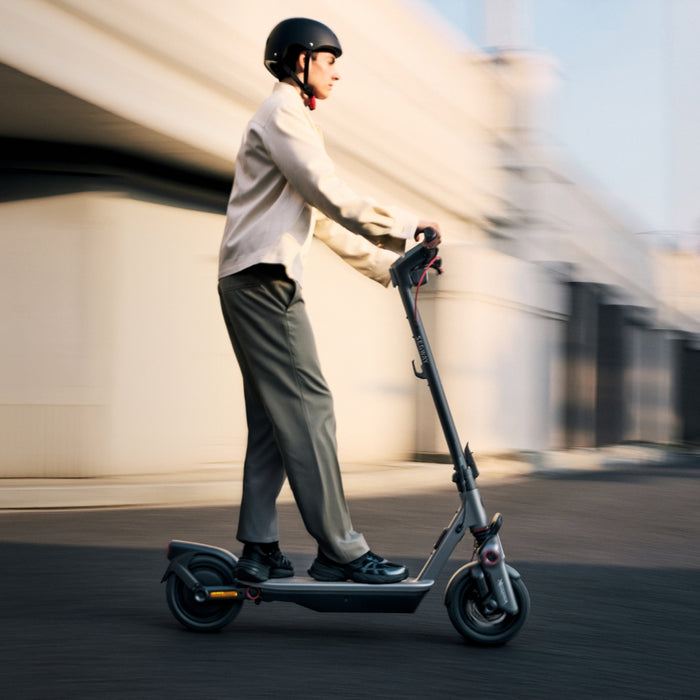 Segway Ninebot F3 Eletric Scooter [PRE ORDER - ETA END OF MARCH]