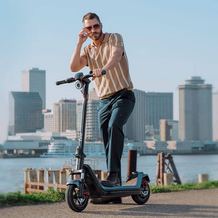 NIU KQi 300X All-Terrain Suspension Electric Scooter