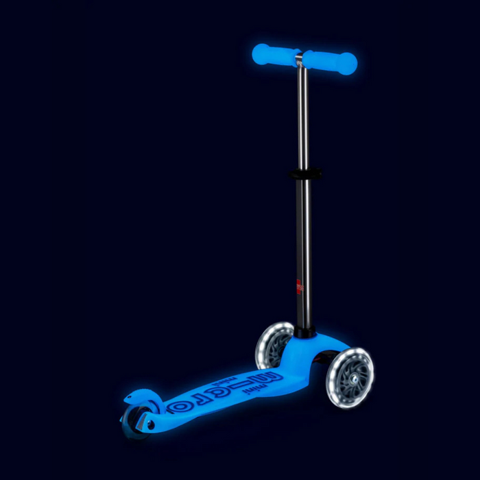 Micro Mini Deluxe Glow LED 3 Wheel Scooter