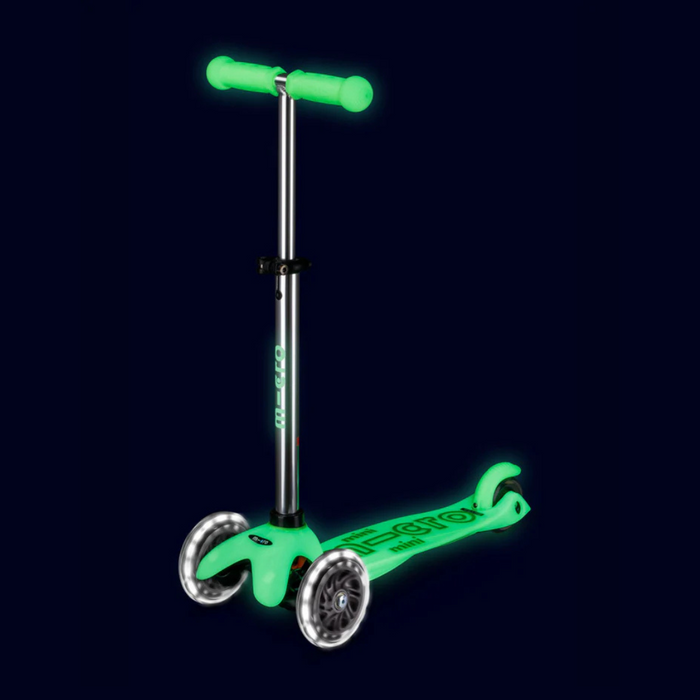 Micro Mini Deluxe Glow LED 3 Wheel Scooter