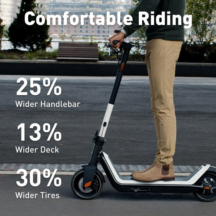 NIU KQI3 Sport Electric Scooter Feature Riding