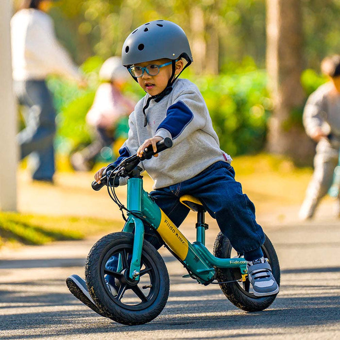 fiido kidz electric balance bike lifestyle kid grey balance