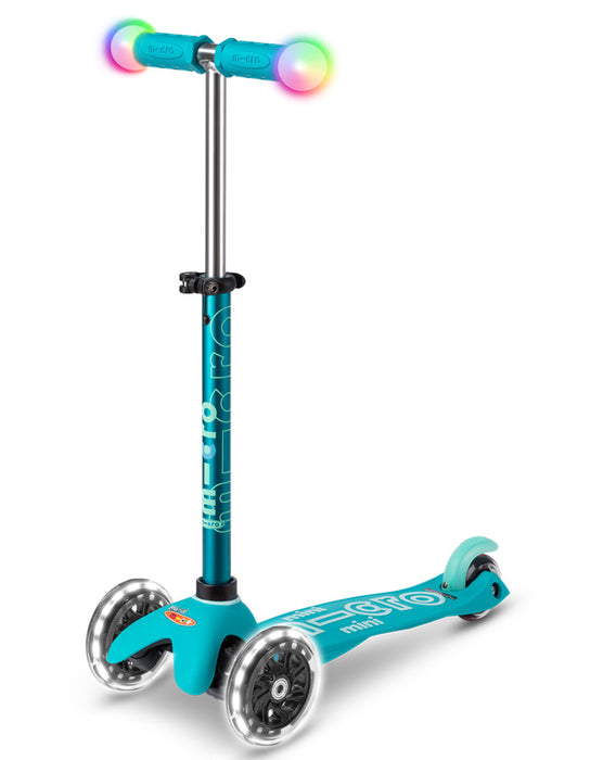 Micro Mini Deluxe 3 Wheel Magic Scooter