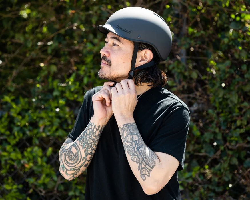 Thousand Heritage 2 Helmet - Stealth Black