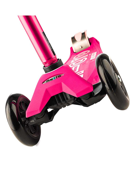Micro Maxi Deluxe LED Kids Scooter